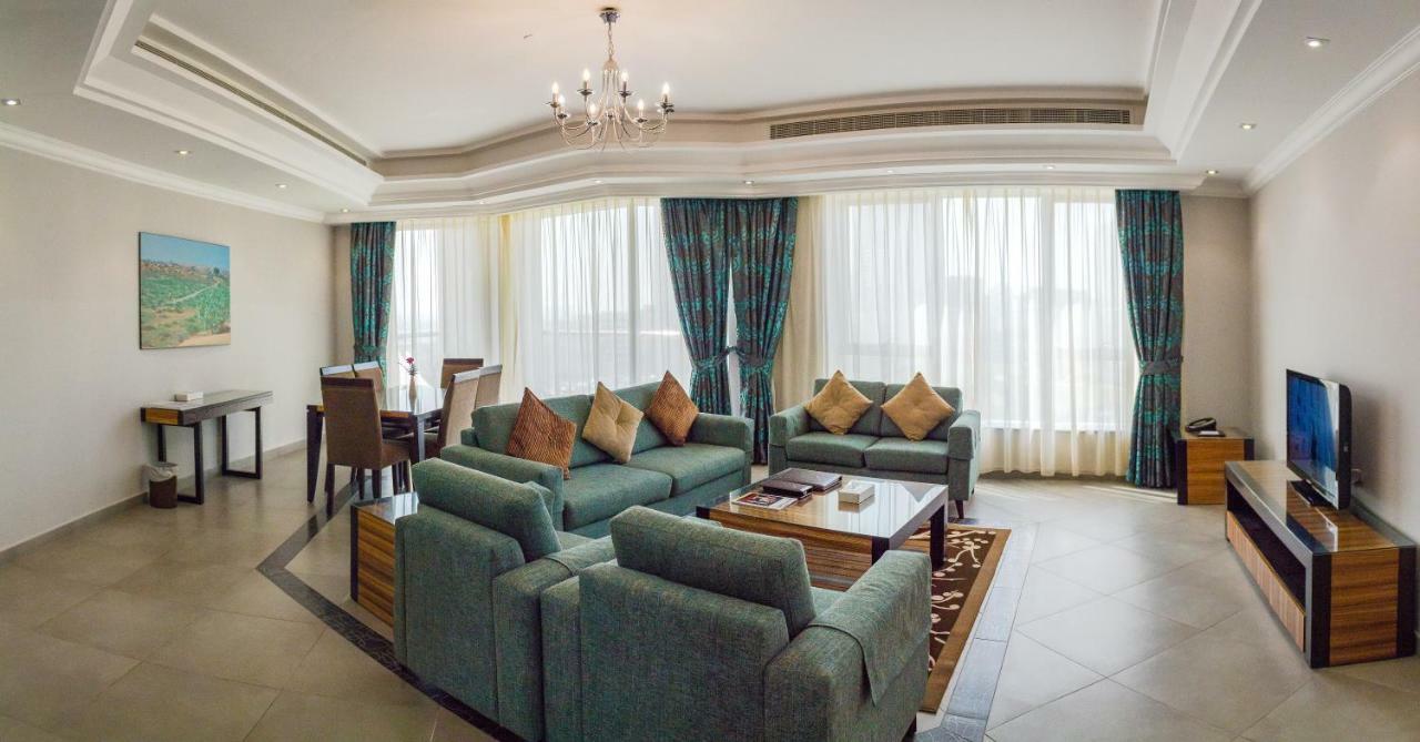 المجاز بريميير للشقق الفندقية 4*
